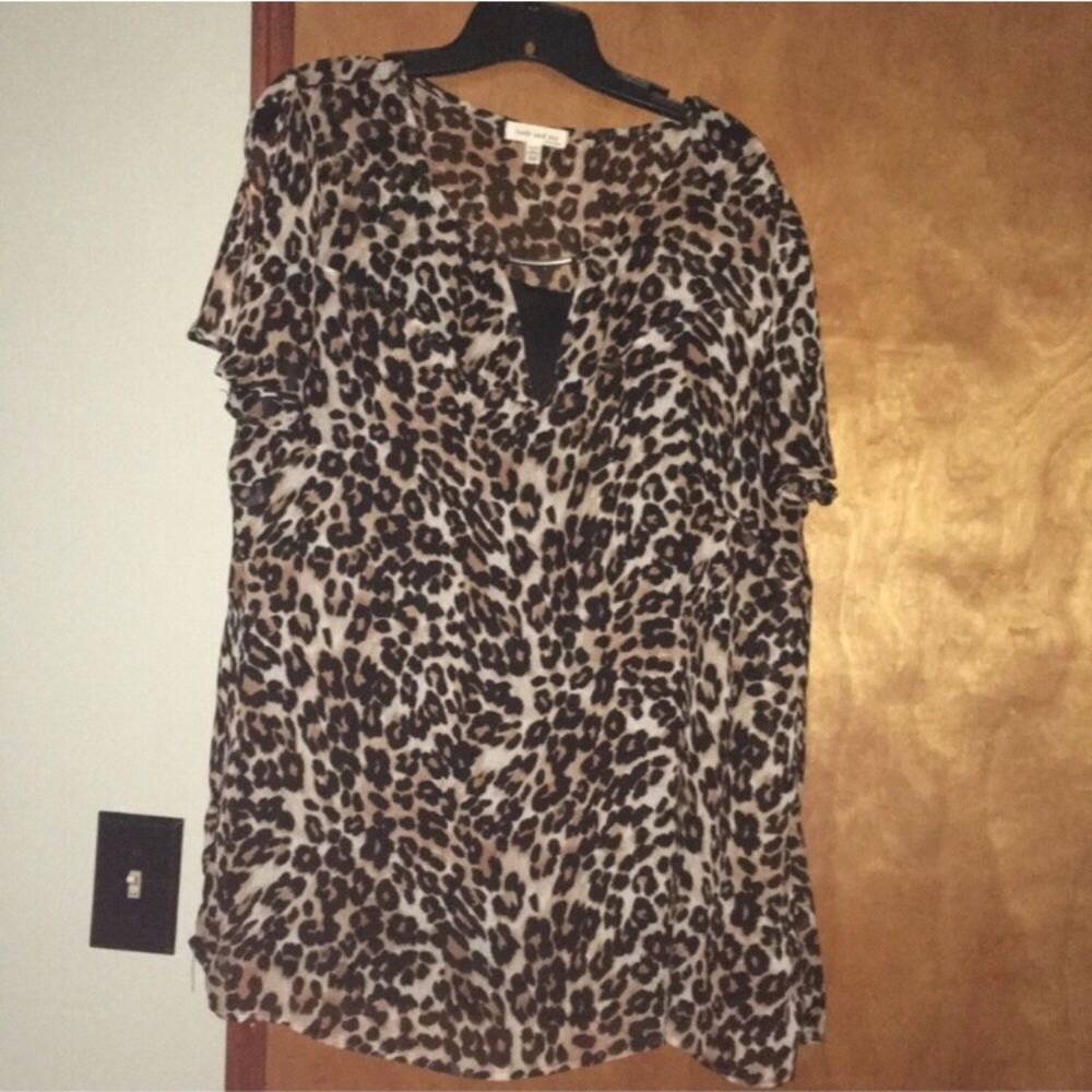 2X Faith and Joy Split Sleeve Leopard Print Blouse